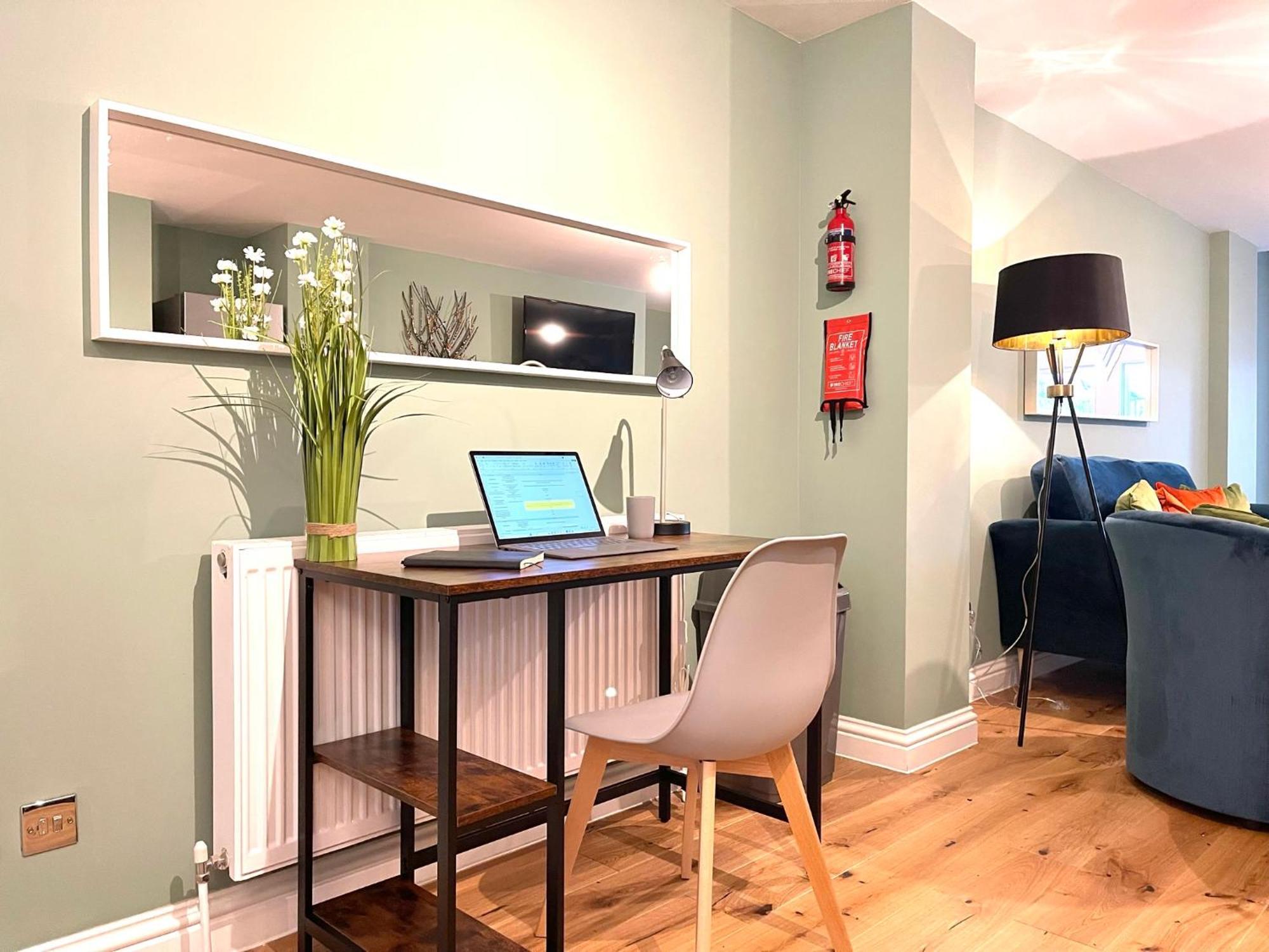 2 Bedroom Stopoverz Appartamento